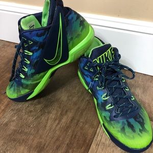 Nike Field General Navy/ Flash Lime